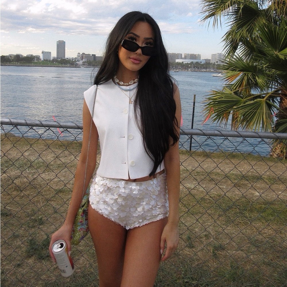 RETROFETE HALSTON SEQUIN HOT SHORTS SIZE XS